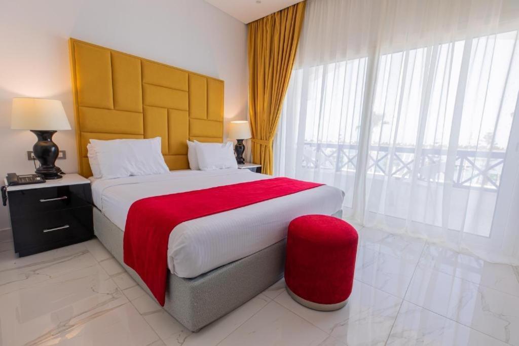 Premium Sea Porto Marina Suite 阿莱曼 外观 照片